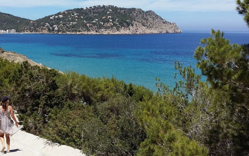 Do you enjoy walking? Join the guided walks in Santa Eulària