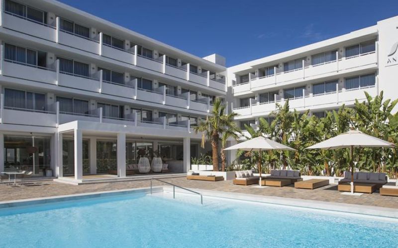 Anfora Hotel is awarded the ISO 9001 certification after its remodelling
