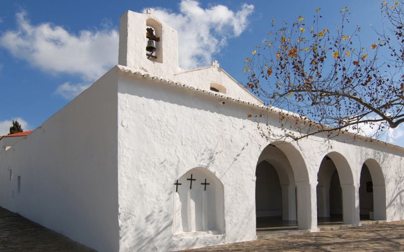 Sant Carles de Peralta: a piano-loving village